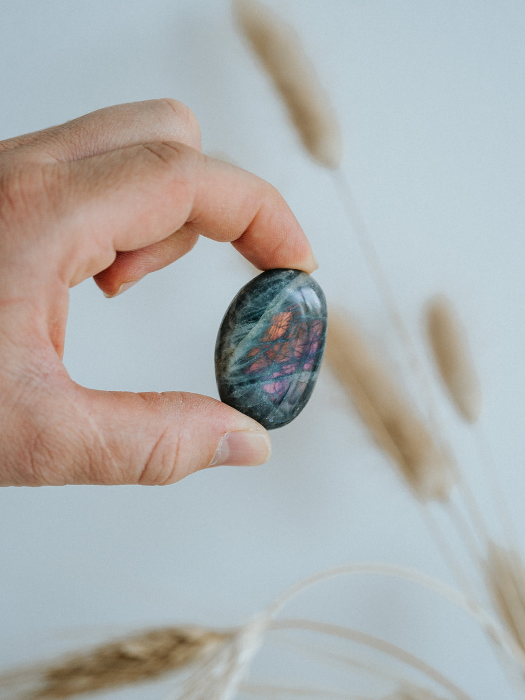 Labradorit Sunset Palmstone