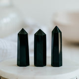 Schwarzer Obsidian Spitze