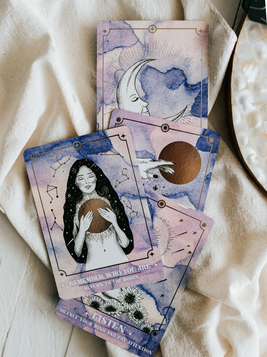 Cosmic Guidance Oracle Deck, Dreamymoons